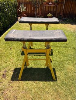 Material stands adjustable - Werner Pro Roll. Two piece set - sold together