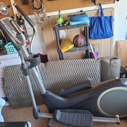 Pro Form Elliptical 