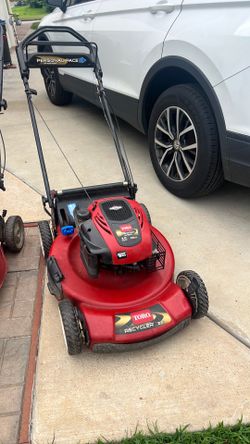 TORO SELF PROPELLED MOWER