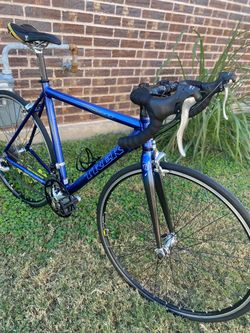 Trek 1000 Road bike