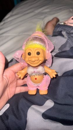 Vintage girl troll doll figure