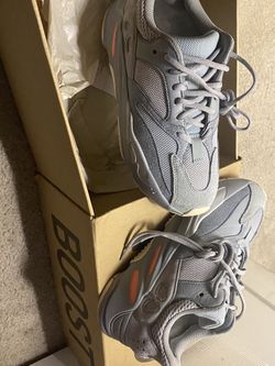 MINT CONDITION “YEEZY 700s”