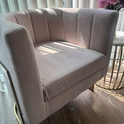 🎀 Pink Velvet Barrel Chair 🎀
