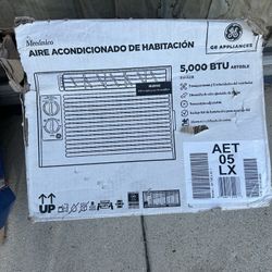 GE AC 5,000 BTU Like New 