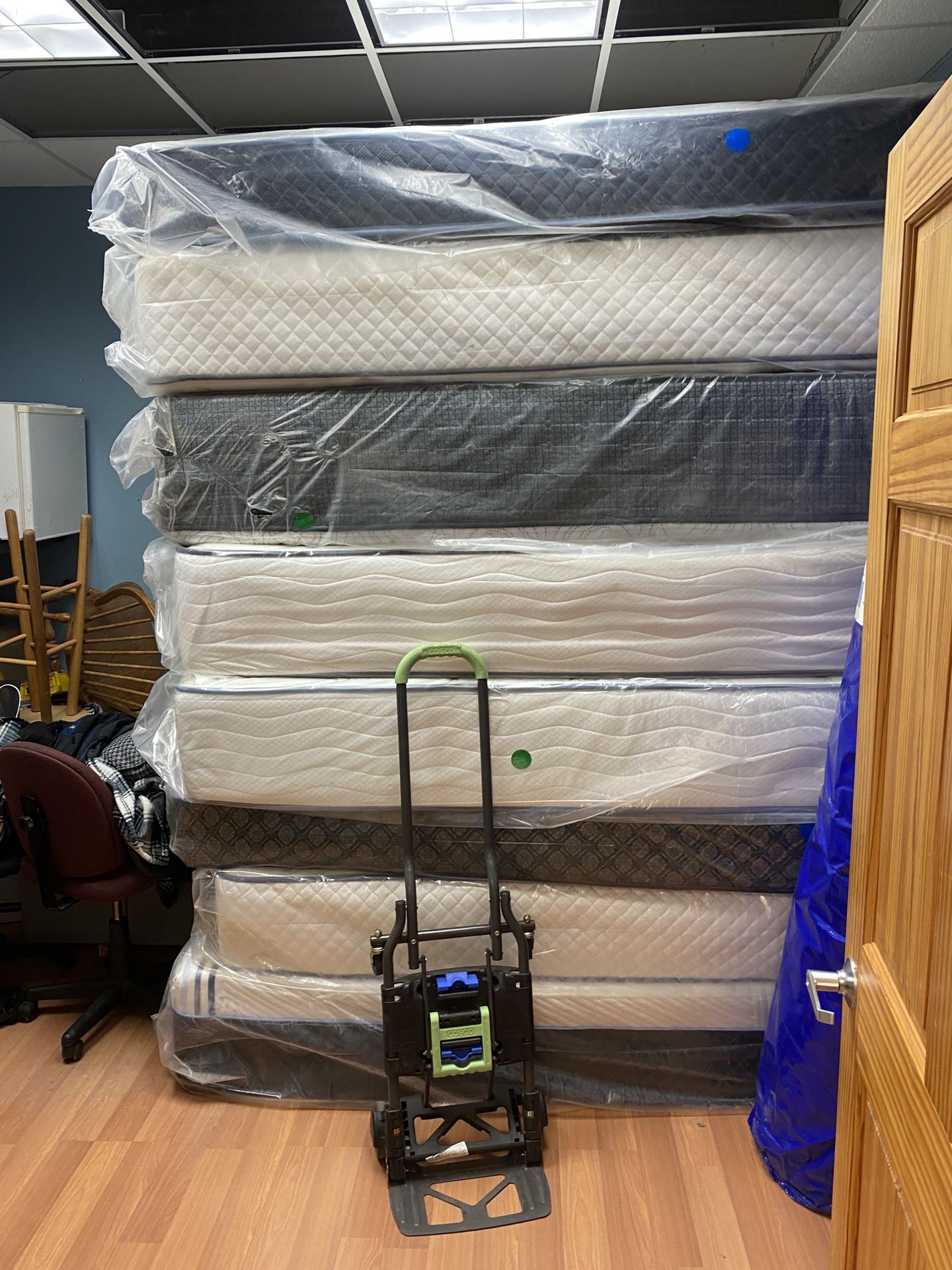 New Mattress Truck Load Sale