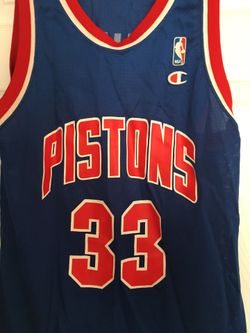 Vintage Champion NBA Detroit Pistons Hill #33 Jersey 1990s Size 44 Made in USA