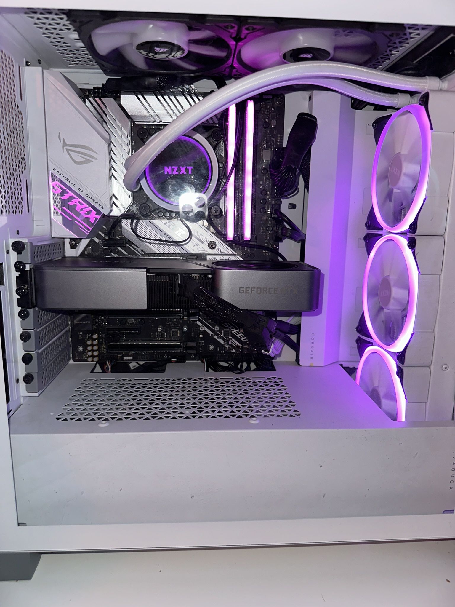 Gaming PC – RTX 3070 Ti FE i7 10700 Kraken X73 AIO