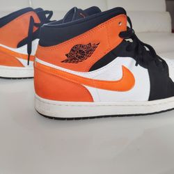 Air Jordan 1  Size 11.5