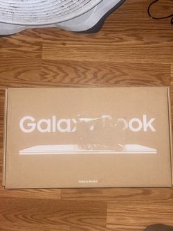 Samsung - Galaxy Book 4 15.6" FHD Laptop - Intel Core 7- 16GB Memory - 512GB SSD - Silver