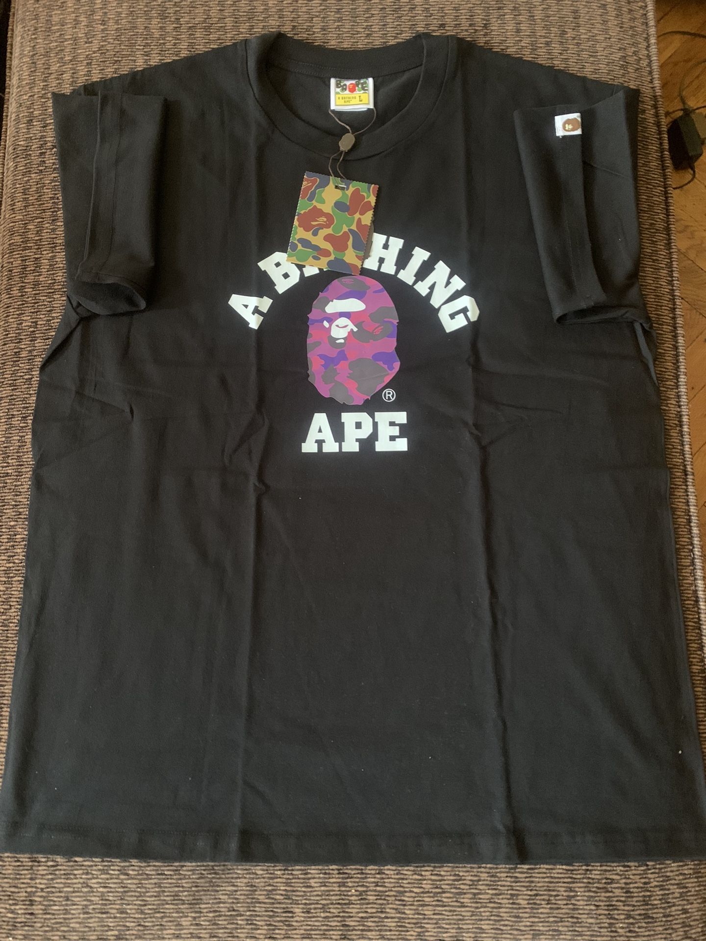 NWT A BATHING APE BLACK WITH PURPLE CAMO APE SHIRT SIZE L