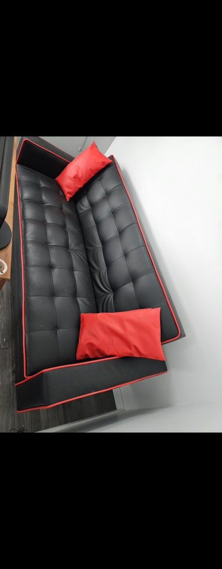 Couch & Love Seat For Sale! $200!
