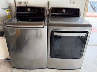 LG Washer and gas Dryer Set ThinQ smart