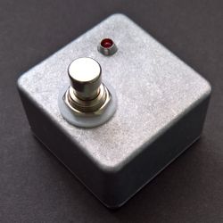 NEW Guitar or Bass Amp Amplifier Latching Footswitch Pedal with LED 