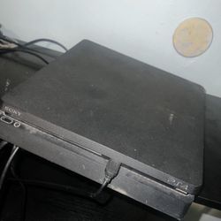 PS4 Slim (For Part Read Description ) Reloaded 