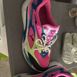Puma Colors Woman Size 10