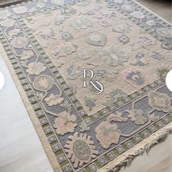 Beautiful pale Pink Handmade Rug.  Perfect For Baby Girl.  4x6 80%wool. Hues Are Gorgeous.