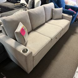 Sleeper sofa! Easy financing! 😍✅❤️