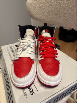 Jordan 1 high Heritage sz 9 NO BOX