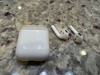 Apple Ear phones barely used fully functional
