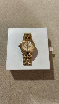 Versace Women’s 30M Water Resistant Saphire Crystal Watch