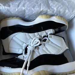 Jordan 11 Size 8