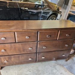 6-Drawer Dresser – Medium Brown