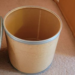 Round Storage Bin with Lid