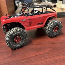 Axial deadbolt Scx24 Rc crawler