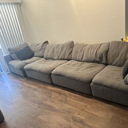 Sectional Couch/Sofa