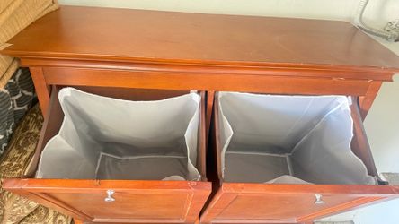 Garbage cabinet