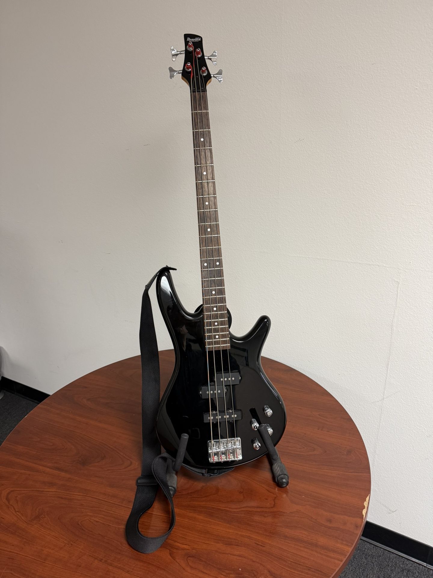 Ibanez GSR200 Bass Guitar