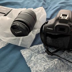 Canon T7 DSLR Camera Open Box