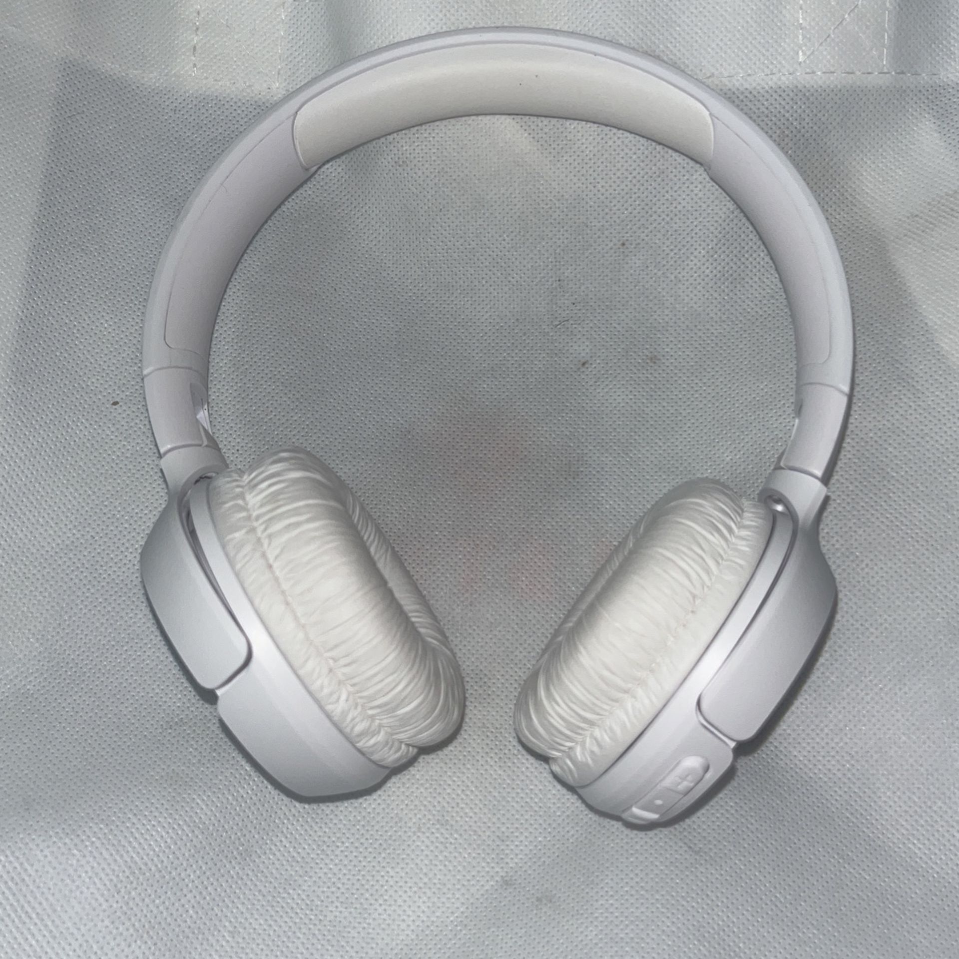 White JBL 510 Bt Bluetooth Headphones 
