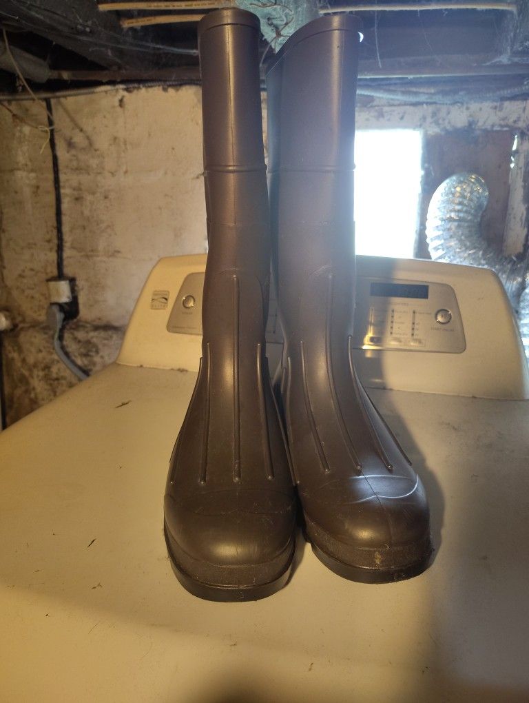 Boots Shoes