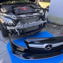 Mercedes C300 Front Bumper Complete 