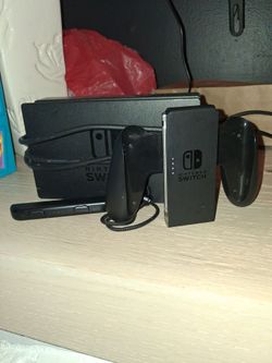 Nintendo Switch Dock Joycon holder and one joycon slide with wrist band