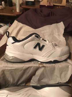 New Balance 624 size 11