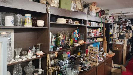 Full store liquidation, going out of business.
