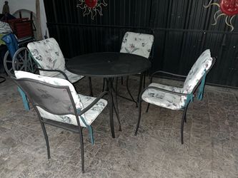 4 Lightweight Metal Outdoor Patio Chairs w/ Cushions & Lightweight 40” Metal Patio Outdoor Table