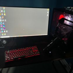 Gaming PC with Accesories