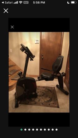 Schwinn 222 Recumbent Exercise Bike.    $100.00 