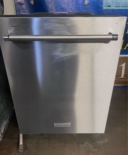 KitchenAid 24” Stainless Steel Dishwasher – $600