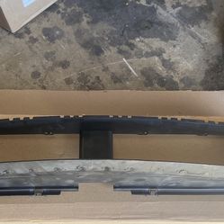 20-25 Ford Escape Front Lower Grille Air Deflector Original