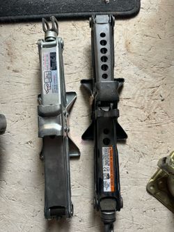 Car jacks