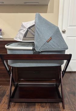 UPPAbaby Bassinet and Stand