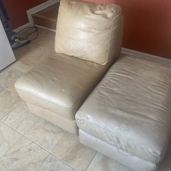 Leather Chair W/ottoman