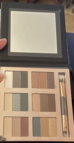 MAKE OFFER***Brand New Luminess 18 Color Pallet