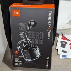 JBL Tune Flex True Wireless Noise Cancelling Earbuds