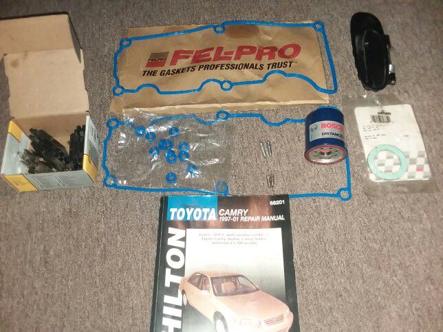 97-01 TOYOTA CAMRY CAR PARTS.