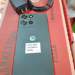 Brand New At&T Phone 64gb Memory 